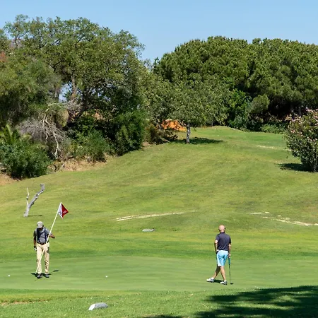 Luxury Garden House - Golf & Tennis Court & Pools Apartament