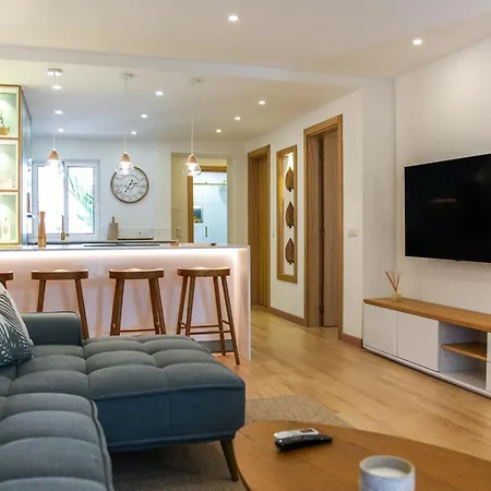 Luxury Garden House - Golf & Tennis Court & Pools Apartament